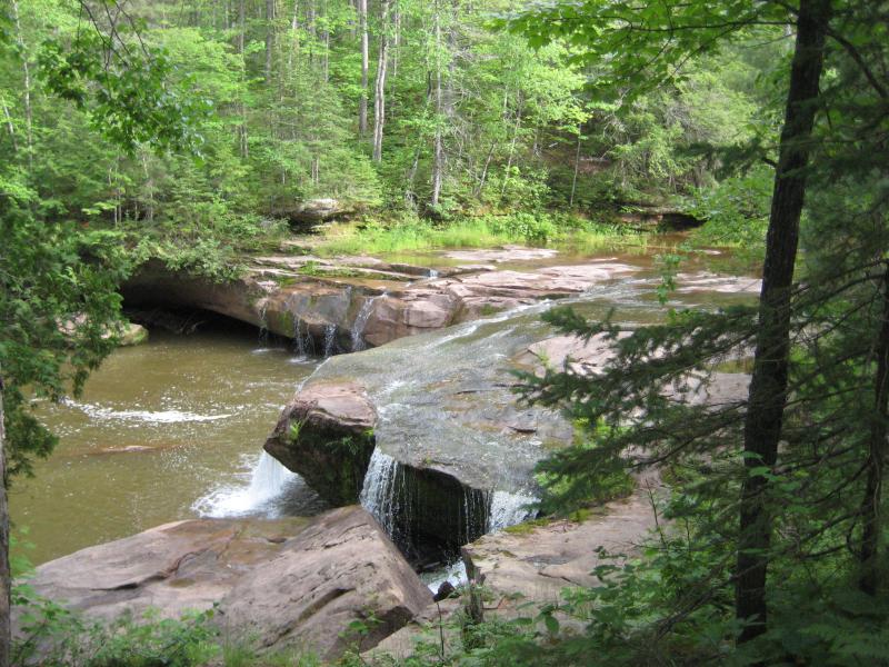 Side view of the upper falls
