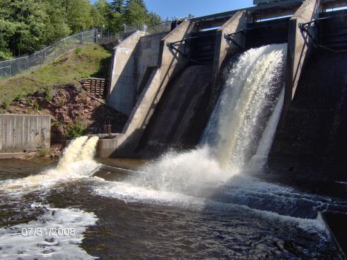 Side view of the chute