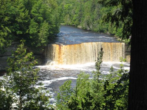 Solid curtain of a waterfall