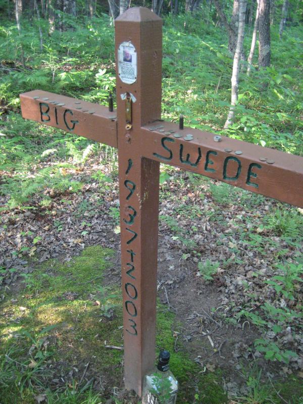 Cross for Big Swede