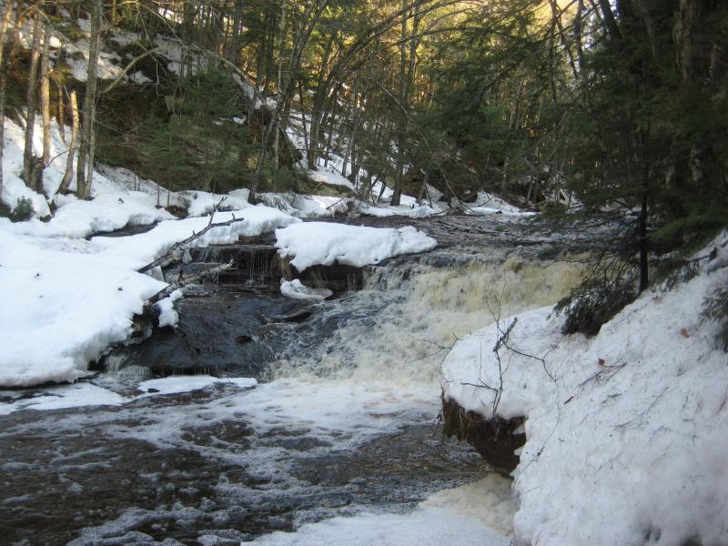Upper sliding drop